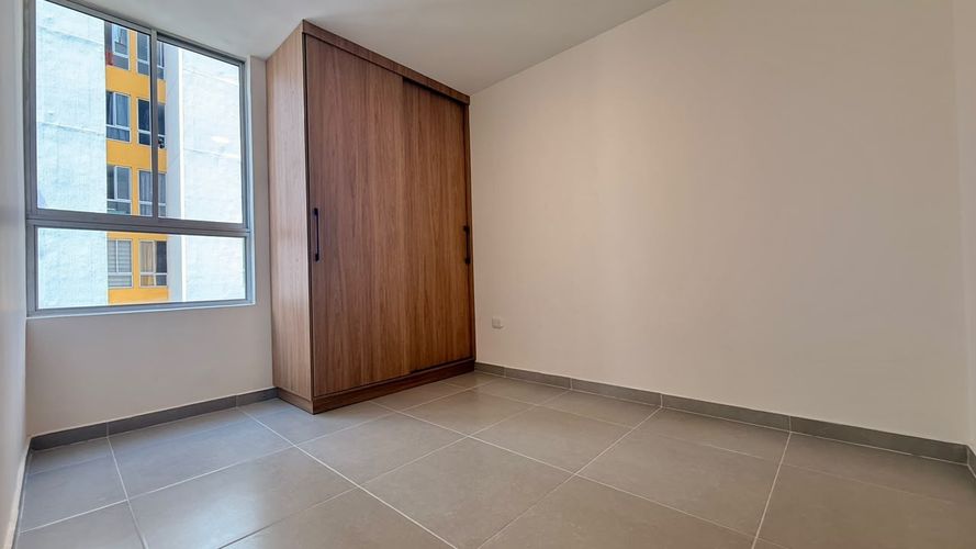 Apartamento de 3 alcobas en venta en La Campiña, Girón, 53 m² · foto 17 de 24