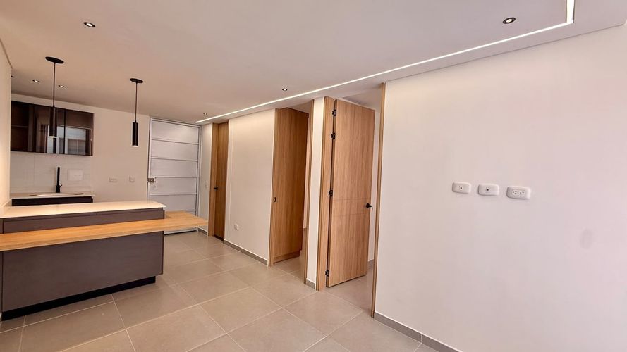 Apartamento de 3 alcobas en venta en La Campiña, Girón, 53 m² · foto 10 de 24