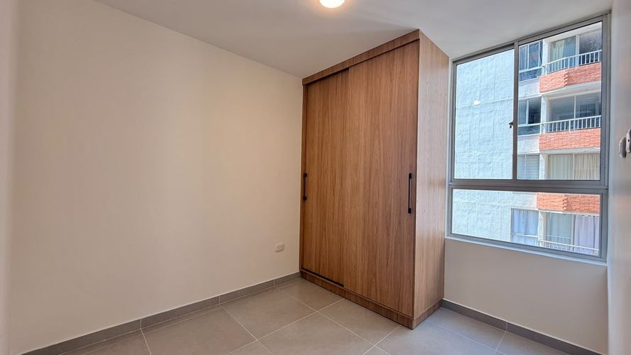 Apartamento de 3 alcobas en venta en La Campiña, Girón, 53 m² · foto 14 de 24