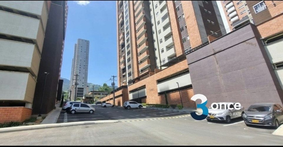 Apartamento de 2 alcobas en venta en Caqueta, La Estrella, 61 m² · foto 12 de 12