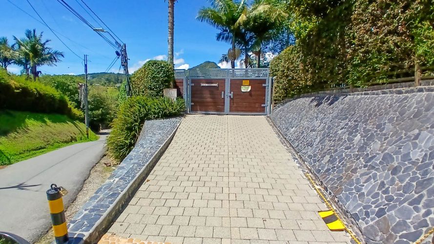 Finca en venta en El Higueron, Rionegro, 478 m² · foto 5 de 24