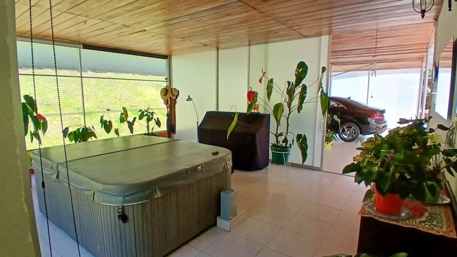 Finca en venta en El Higueron, Rionegro, 478 m² · foto 8 de 24