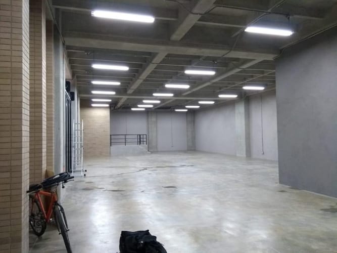 Oficina en arriendo en El Carmelo, Itagüí, 2303 m² · foto 16 de 24