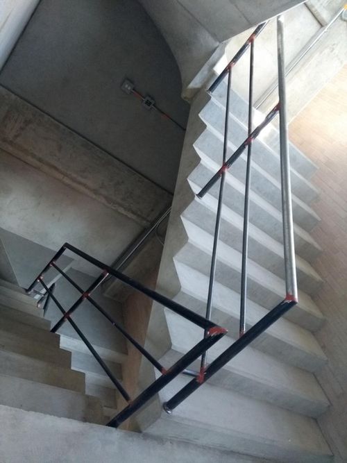 Oficina en arriendo en El Carmelo, Itagüí, 2303 m² · foto 24 de 24