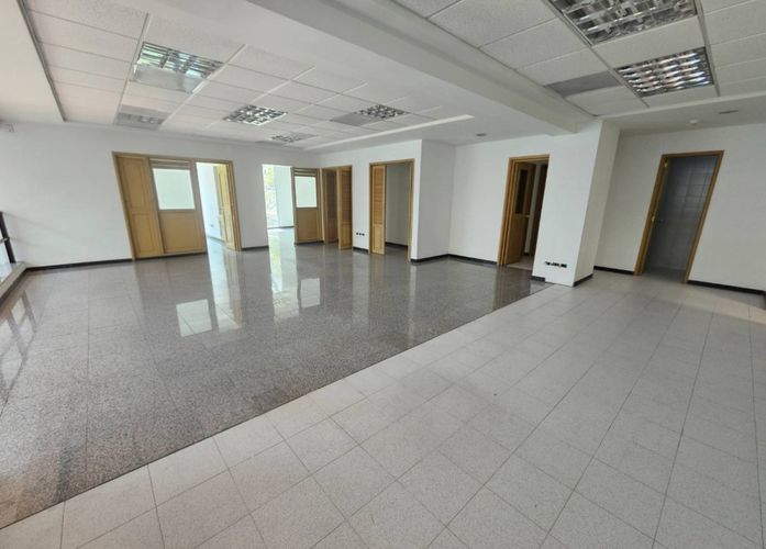 Local en venta en Mejoras Publicas, Bucaramanga, 275 m² · foto 4 de 13