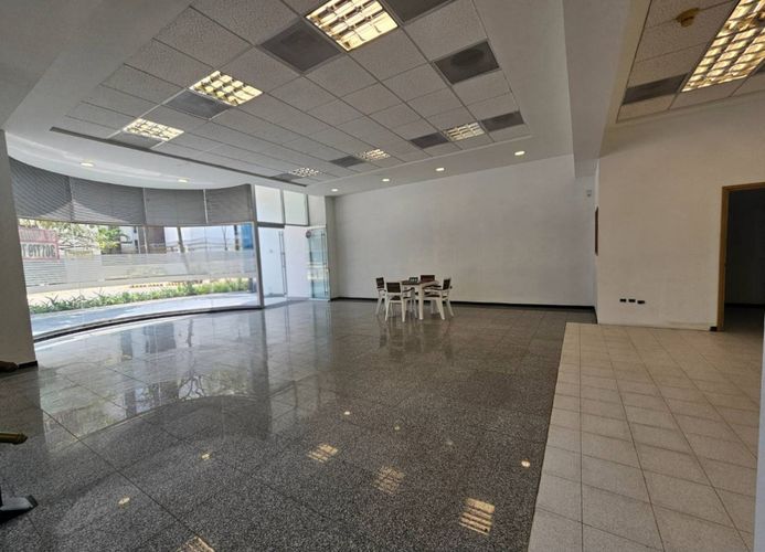 Local en venta en Mejoras Publicas, Bucaramanga, 275 m² · foto 8 de 13