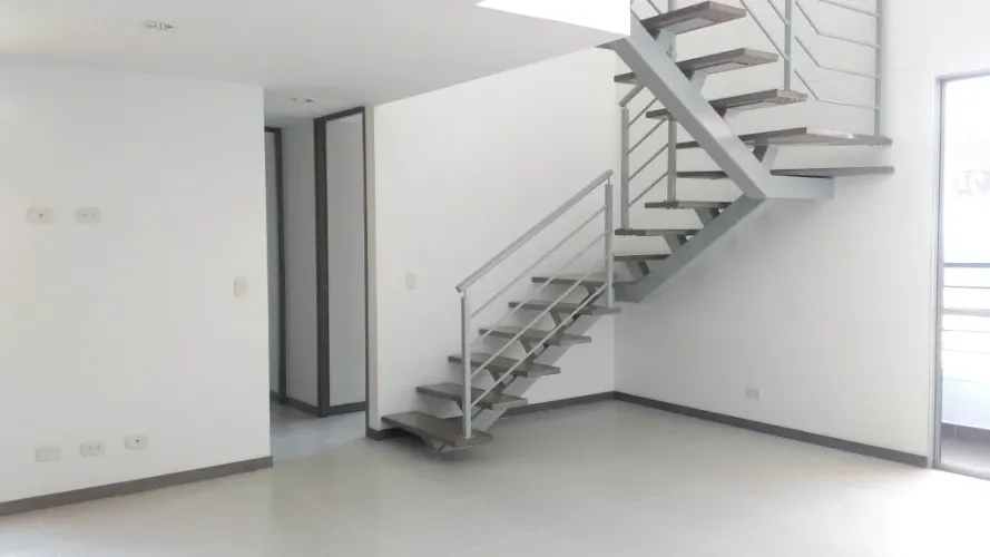 Apartamento de 3 alcobas en venta en Centro, Rionegro, 114 m² · foto 5 de 10