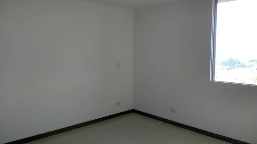 Apartamento de 3 alcobas en venta en Centro, Rionegro, 114 m² · foto 8 de 10