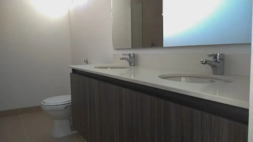 Apartamento de 3 alcobas en venta en Centro, Rionegro, 114 m² · foto 10 de 10