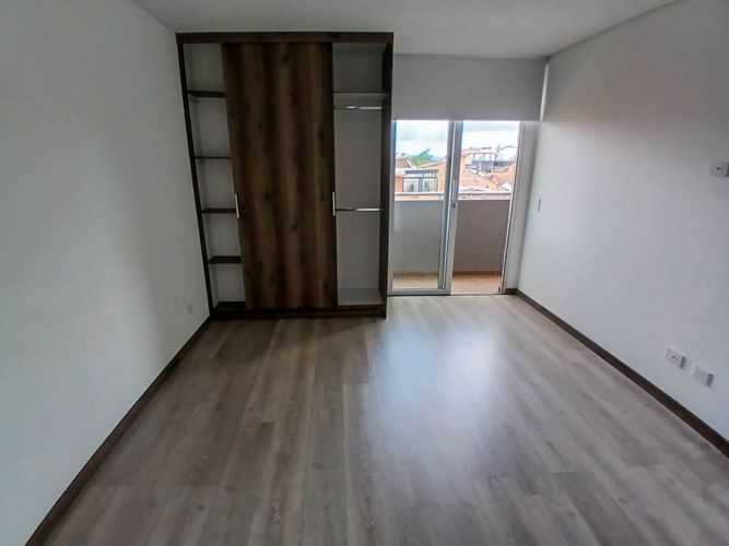 Apartamento de 1 alcoba en venta en Rionegro, 52 m² · foto 4 de 16