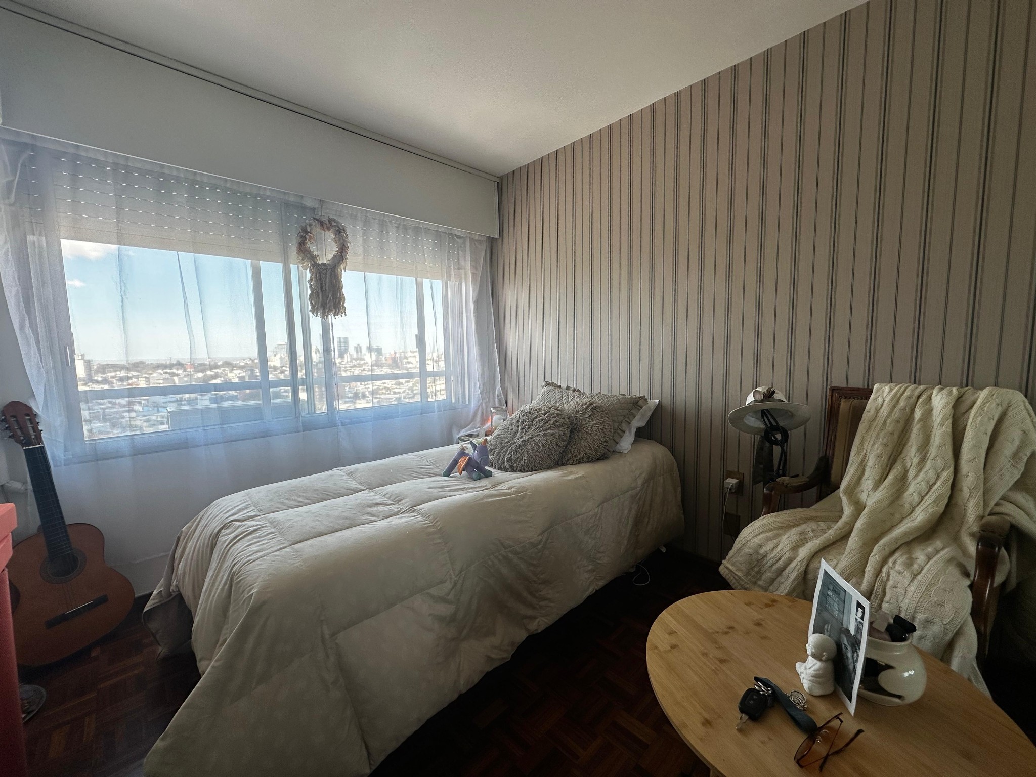 Apartamento En Alquiler De 2 Dormitorios En Parque Batlle Muy Luminoso Y Con Excelentes Servicios · Foto 10