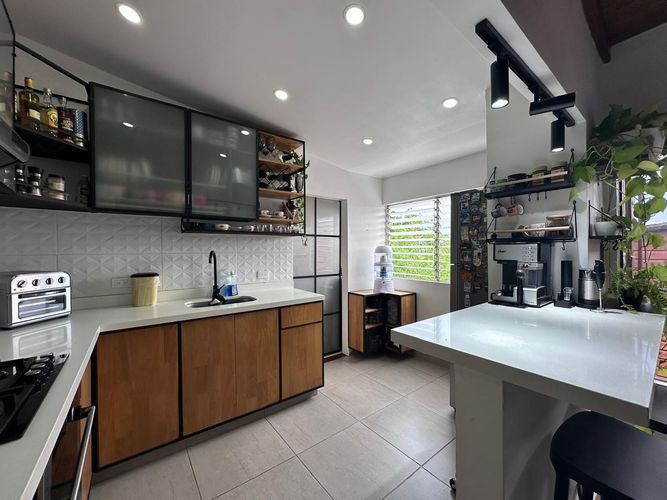 Apartamento de 2 alcobas en venta en El Poblado, Medellín, 84 m² · foto 7 de 18