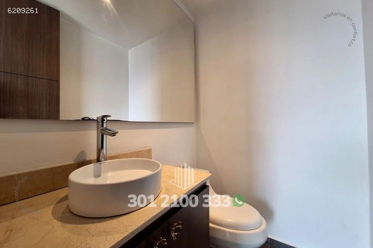 Apartamento de 1 alcoba en arriendo en Los Balsos, Medellín, 64 m² · foto 8 de 20