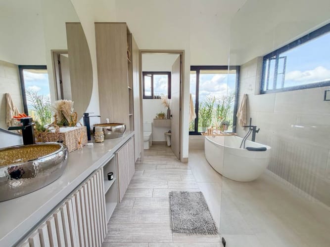 Casa de 5 alcobas en venta en Guarne, 330 m² · foto 11 de 24