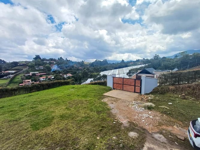 Casa de 4 alcobas en venta en El Carmen de Viboral, 400 m² · foto 4 de 24