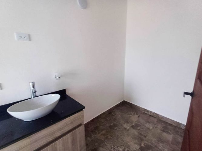 Casa de 4 alcobas en venta en El Carmen de Viboral, 400 m² · foto 14 de 24