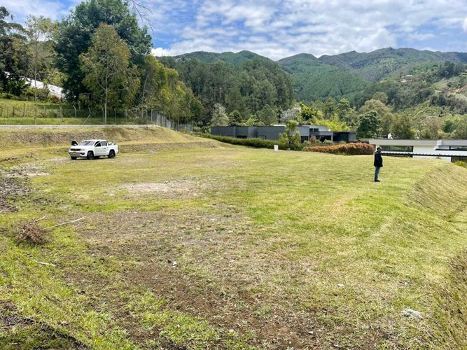 Lote en venta en Los Salados, El Retiro, 2539 m² · foto 10 de 10