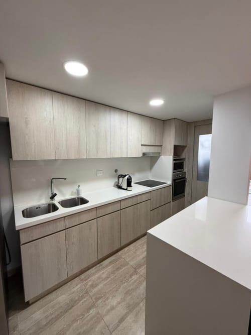 Apartamento de 3 alcobas en arriendo en Los Naranjos, Medellín, 90 m² · foto 4 de 20