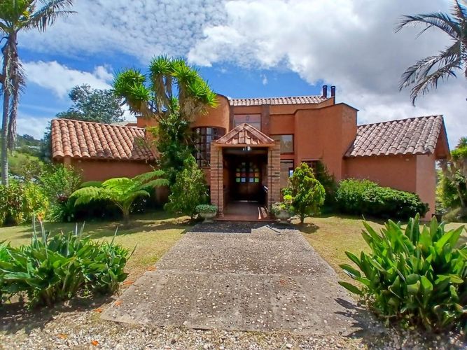 Finca en arriendo en Sajonia, Rionegro, 300 m² · foto 5 de 24