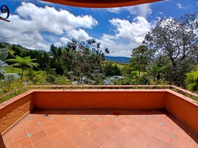 Finca en arriendo en Sajonia, Rionegro, 300 m² · foto 10 de 24