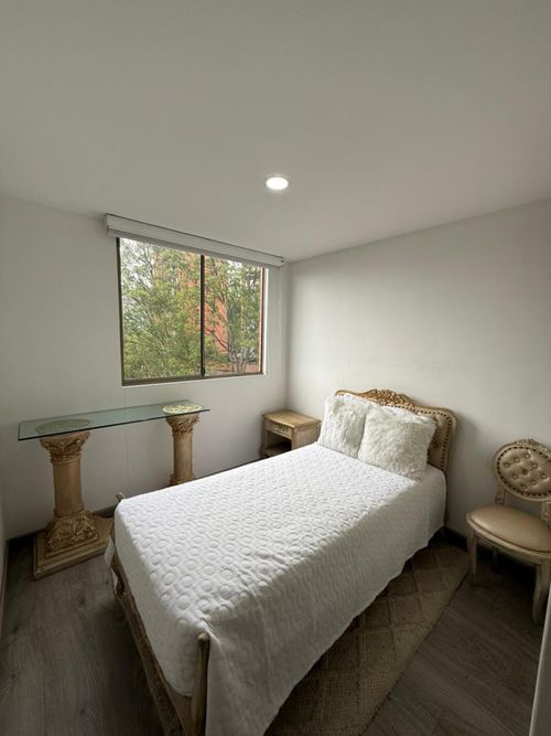 Apartamento de 3 alcobas en arriendo en Los Naranjos, Medellín, 90 m² · foto 18 de 20