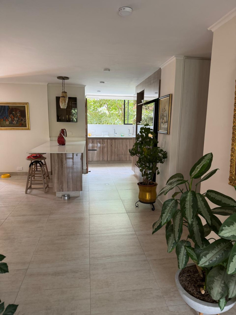 Apartamento en arriendo en El Poblado, Medellín · foto 5 de 17
