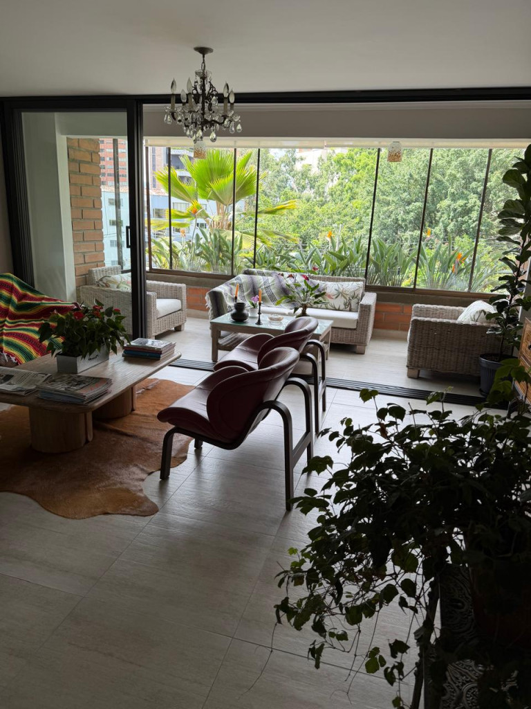 Apartamento en arriendo en El Poblado, Medellín · foto 6 de 17