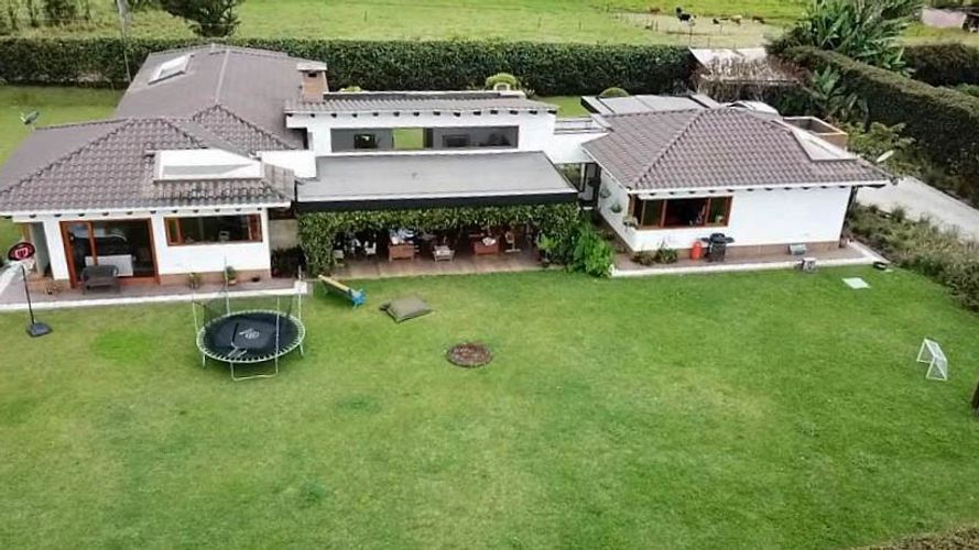 $2.800.000.000 en Lomitas