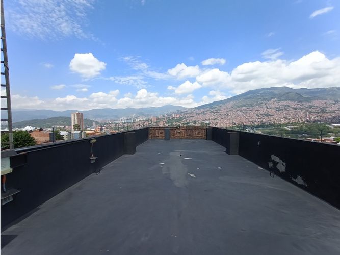 Local en arriendo en San Isidro, Medellín, 100 m² · foto 5 de 5