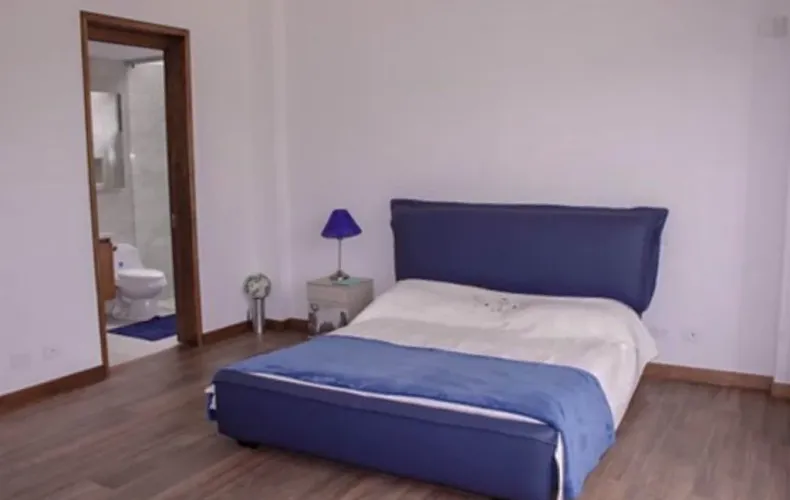 Casa de 5 alcobas en venta en Llano Grande, Rionegro, 450 m² · foto 13 de 17