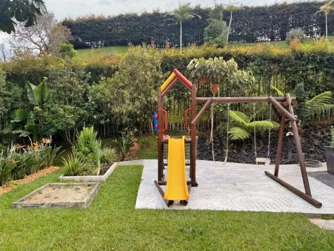 Casa de 3 alcobas en venta en La Mosquita, Rionegro, 310 m² · foto 7 de 24