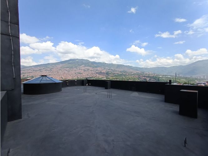 Local en arriendo en San Isidro, Medellín, 100 m² · foto 3 de 6