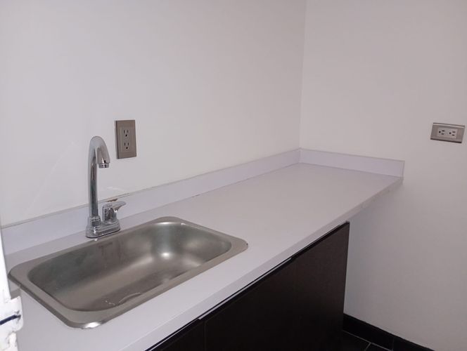 Oficina en arriendo en Castropol, Medellín, 70 m² · foto 4 de 12