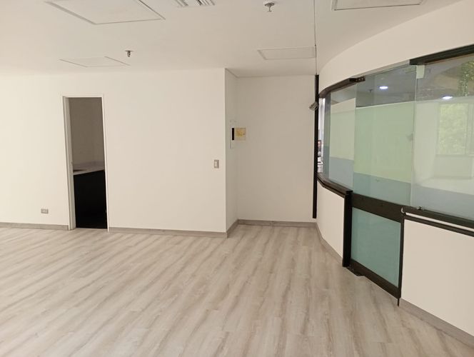 Oficina en arriendo en Castropol, Medellín, 70 m² · foto 11 de 12
