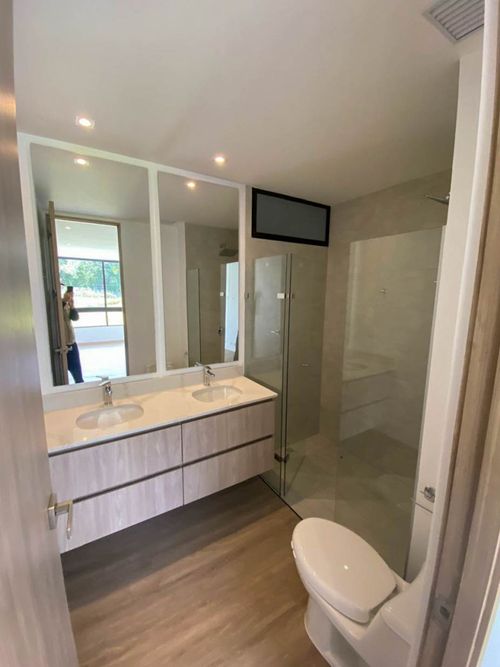 Apartamento de 2 alcobas en venta en Pontezuela, Rionegro, 1266 m² · foto 18 de 19