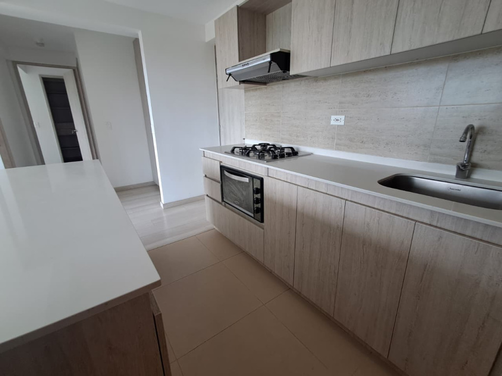 Apartamento en arriendo en Centro, Rionegro · foto 6 de 11