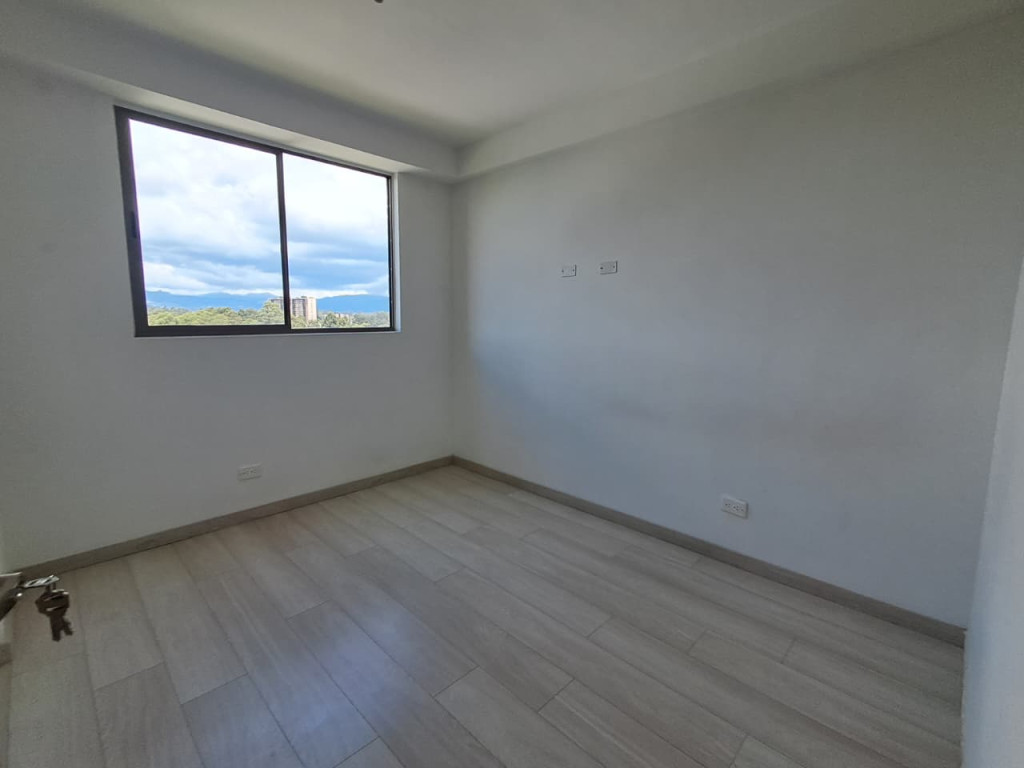 Apartamento en arriendo en Centro, Rionegro · foto 7 de 11