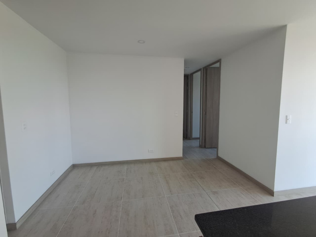 Apartamento en arriendo en Centro, Rionegro · foto 6 de 13