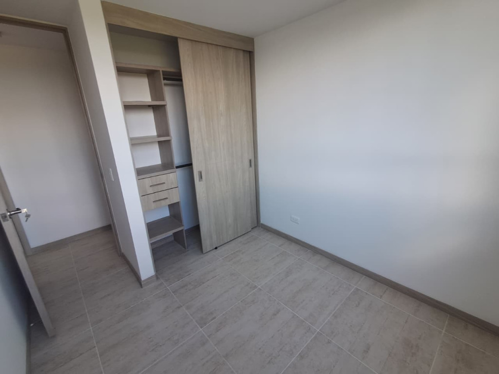 Apartamento en arriendo en Centro, Rionegro · foto 9 de 13