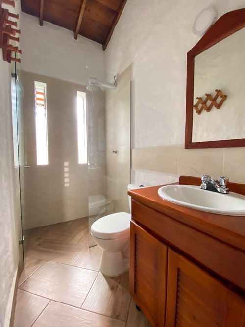Casa de 3 alcobas en venta en Vía Las Palmas, El Retiro, 180 m² · foto 12 de 18