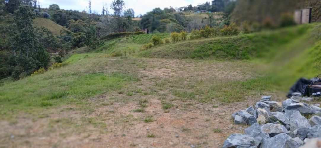 Lote en venta en Pantanillo, El Retiro, 2850 m² · foto 2 de 16
