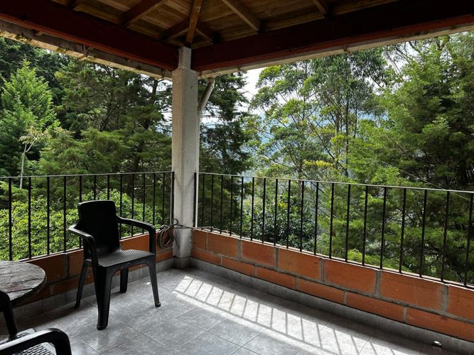 Finca en venta en Las Palmas, Envigado, 251 m² · foto 5 de 19