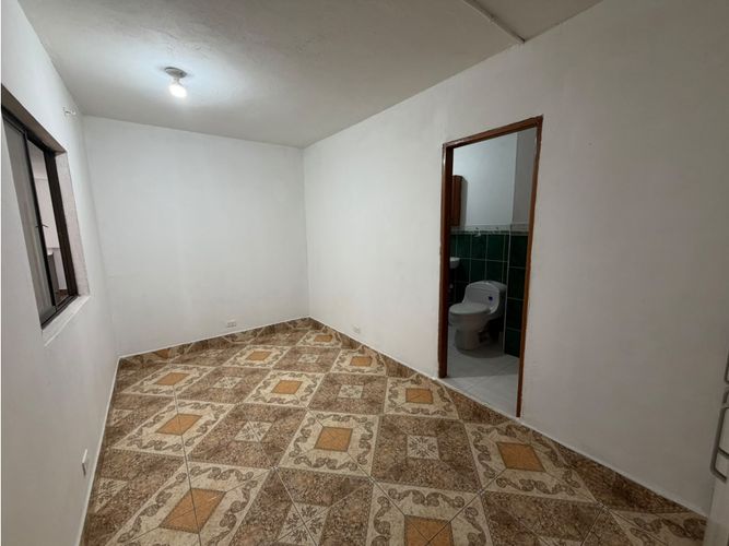 Apartamento de 3 alcobas en arriendo en El Rosario, Medellín, 78 m² · foto 7 de 14
