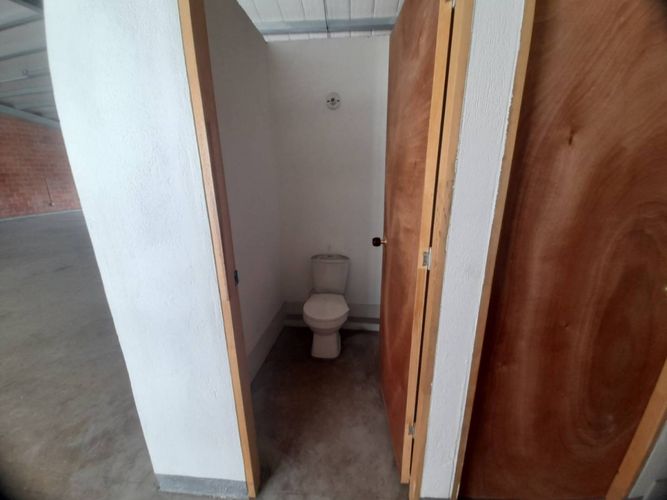 Bodega en arriendo en Calasanz, Medellín, 290 m² · foto 13 de 19