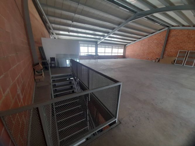 Bodega en arriendo en Calasanz, Medellín, 290 m² · foto 16 de 19
