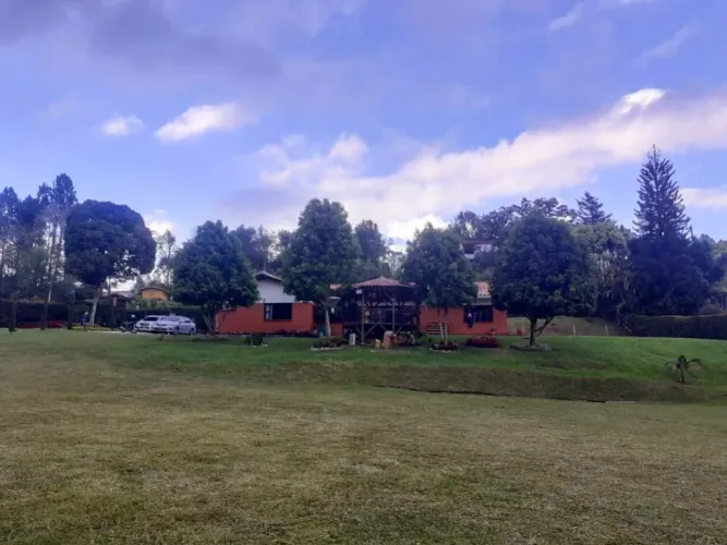 Finca en arriendo en Sajonia, Rionegro, 220 m² · foto 10 de 17