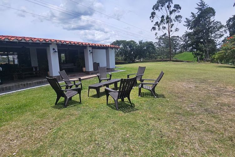 Finca en arriendo en La Ceja, 200 m² · foto 8 de 24