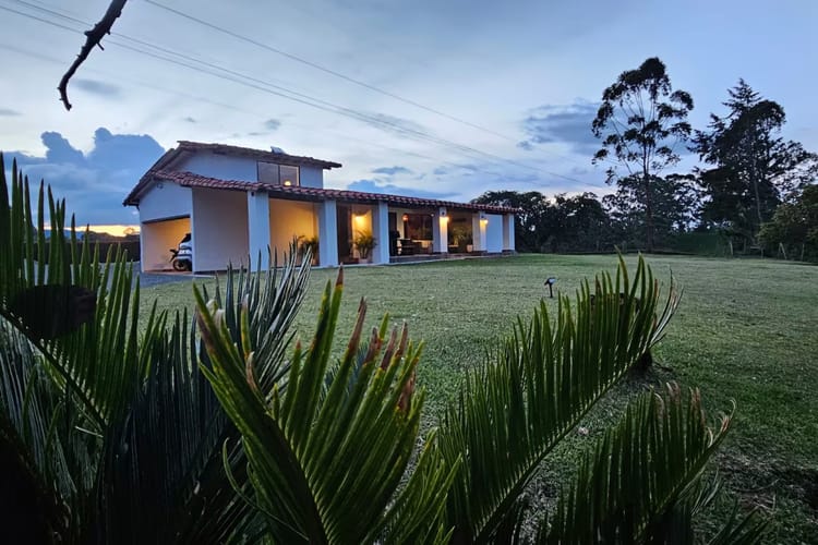 Finca en arriendo en La Ceja, 200 m² · foto 11 de 24