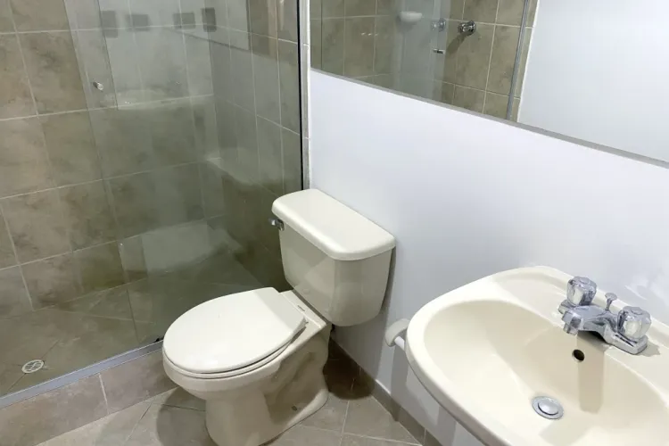 Apartamento de 3 alcobas en arriendo en Patio Bonito, Medellín, 91 m² · foto 13 de 16
