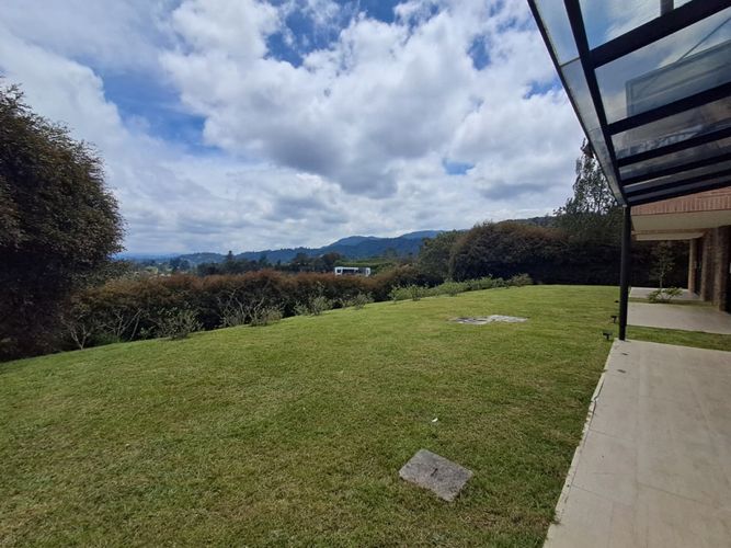 Casa de 5 alcobas en venta en Alcala, Envigado, 582 m² · foto 4 de 23